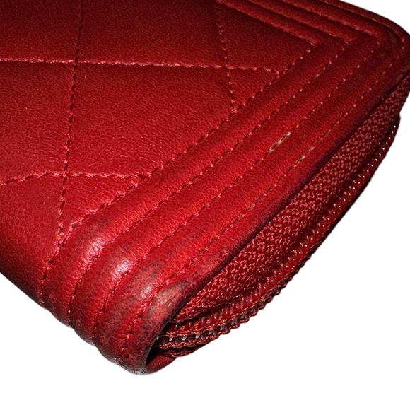 Mini Chanel Boy Wallet w/ COA - Picture 4 of 11